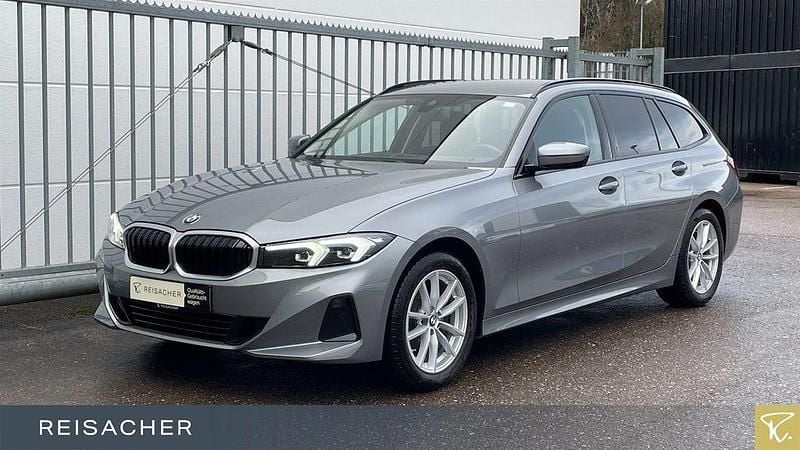 Gebraucht BMW 320 190 PS (139 kW) 2022 Grau Limousine