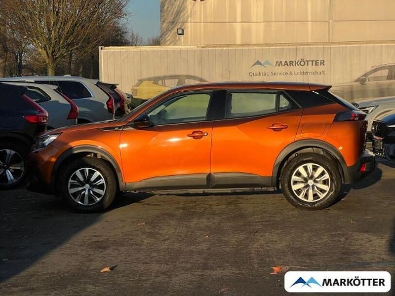 Gebraucht Peugeot e-2008 Active 100 kW (136 PS) 2022 Orange SUV