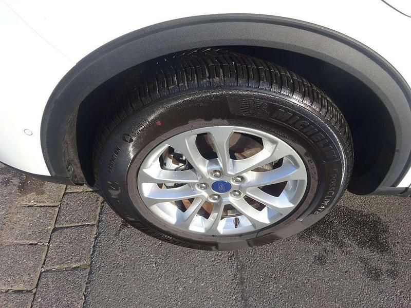 Gebraucht Ford Kuga Titanium X 224 PS (164 kW) 2022 Frozen white SUV