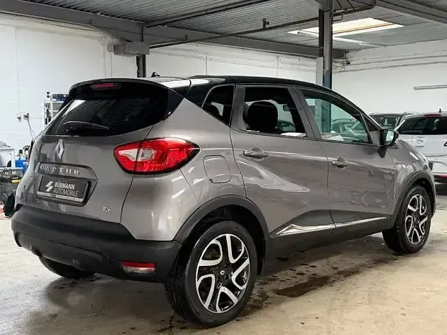 Gebraucht Renault Captur Dynamique 90 PS (66 kW) 2016 Grau SUV