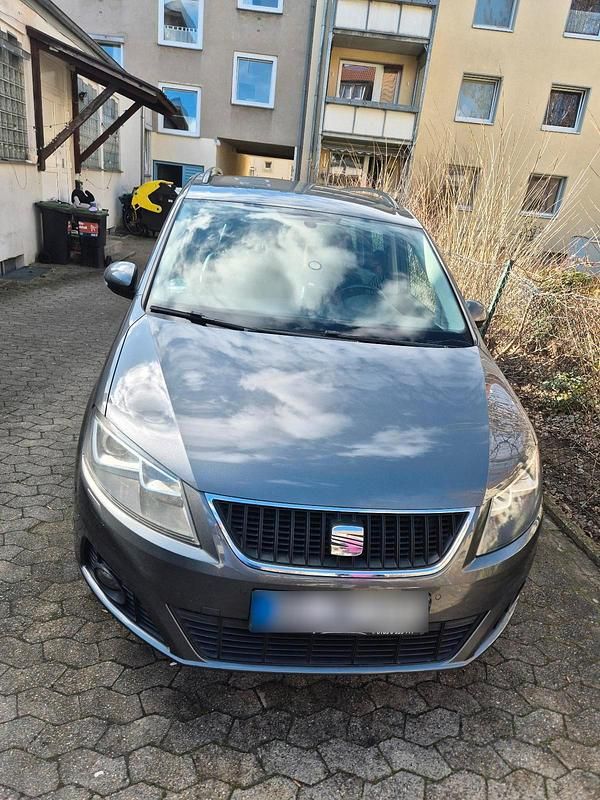 Gebraucht Seat Alhambra 140 PS (102 kW) 2012 Grau Van / Kleinbus