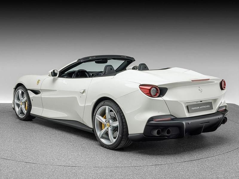Gebraucht Ferrari Portofino 620 PS (456 kW) 2023 Bianco avus Cabrio