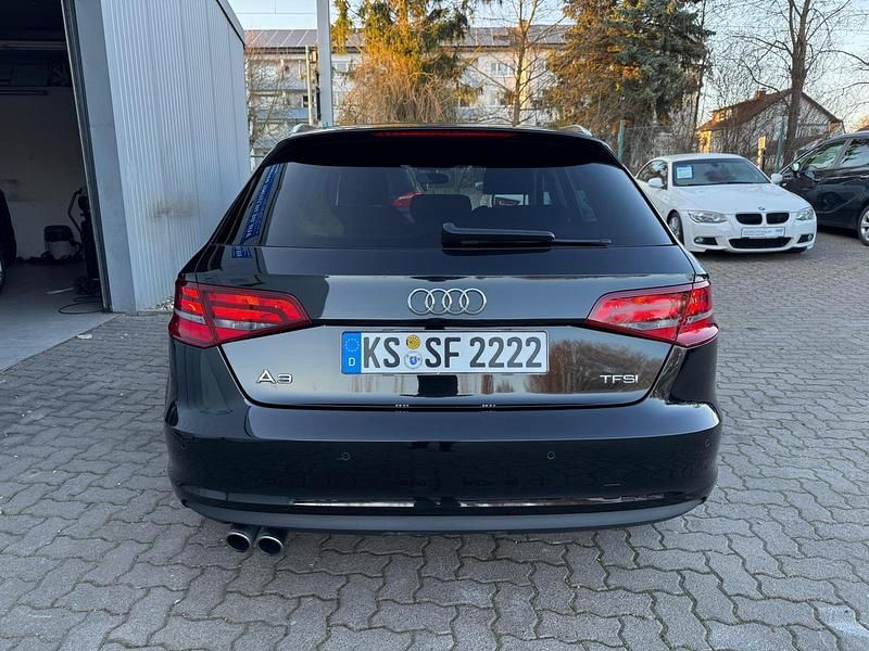 Gebraucht Audi A3 Design 125 PS (91 kW) 2013 Schwarz Kombi