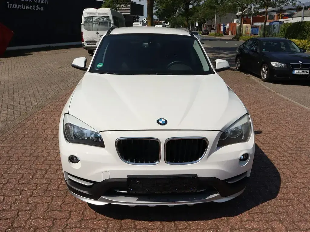Gebraucht BMW X1 xLine 184 PS (135 kW) 2014 Weiß SUV