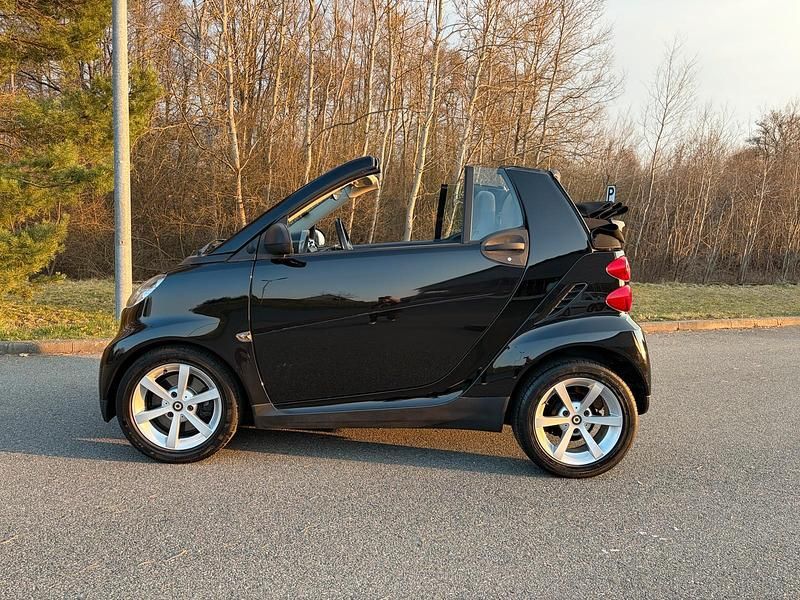Gebraucht Smart ForTwo Cabrio 45 PS (33 kW) 2007 Schwarz Cabrio