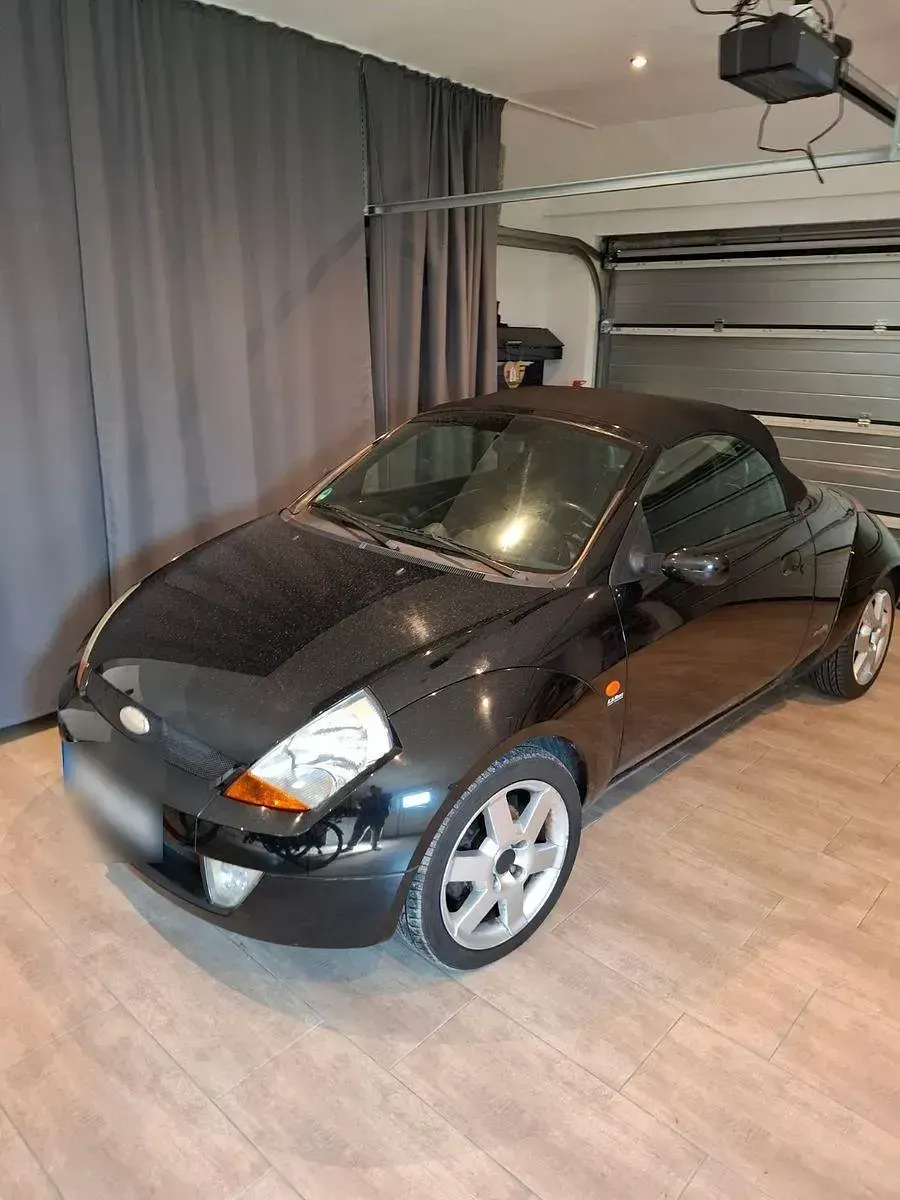 Gebraucht Ford StreetKa 95 PS (69 kW) 2003 Schwarz Cabrio