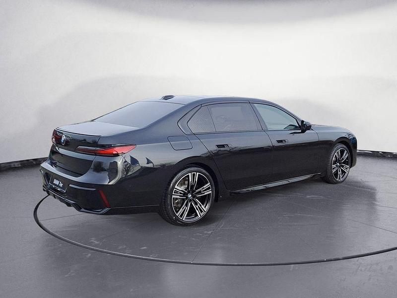 Neu BMW 740 Executive 299 PS (219 kW) 2026 Schwarz Limousine