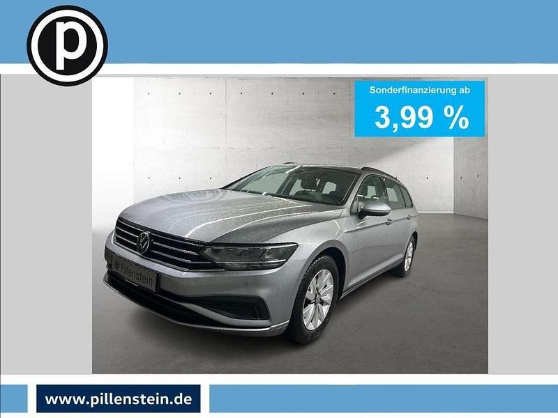 Gebraucht VW Passat Business 150 PS (110 kW) 2023 Silber Kombi