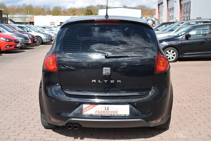 Używany Seat Altea Copa 125 KM (91 kW) 2012 Czarny Minivan