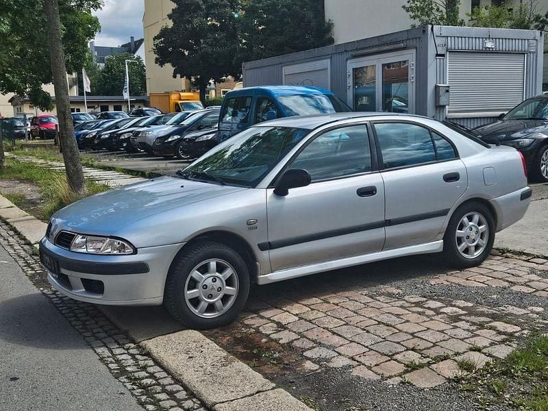 Silber Gebraucht 2000 Mitsubishi Carisma Limousine | 590 € (Guter Preis) - Bild 1/4