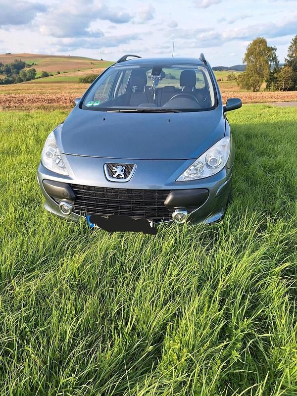 Gebraucht Peugeot 307 107 PS (78 kW) 2006 Silber Kombi
