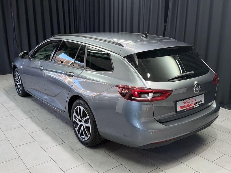 Gebraucht Opel Insignia Edition 136 PS (100 kW) 2019 Grau Kombi