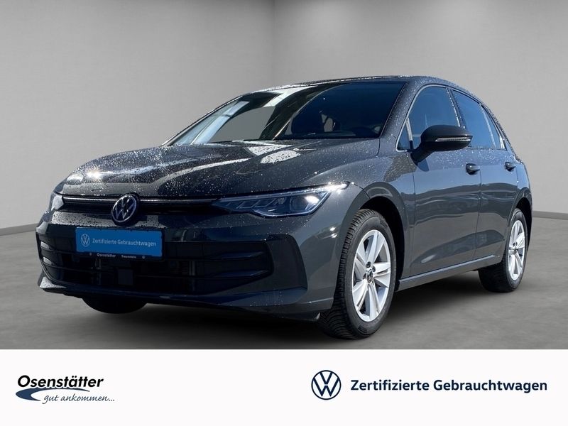 Grau Gebraucht 2024 VW Golf VIII Life Limousine | 25.980 € (Fairer Preis) - Bild 1/4