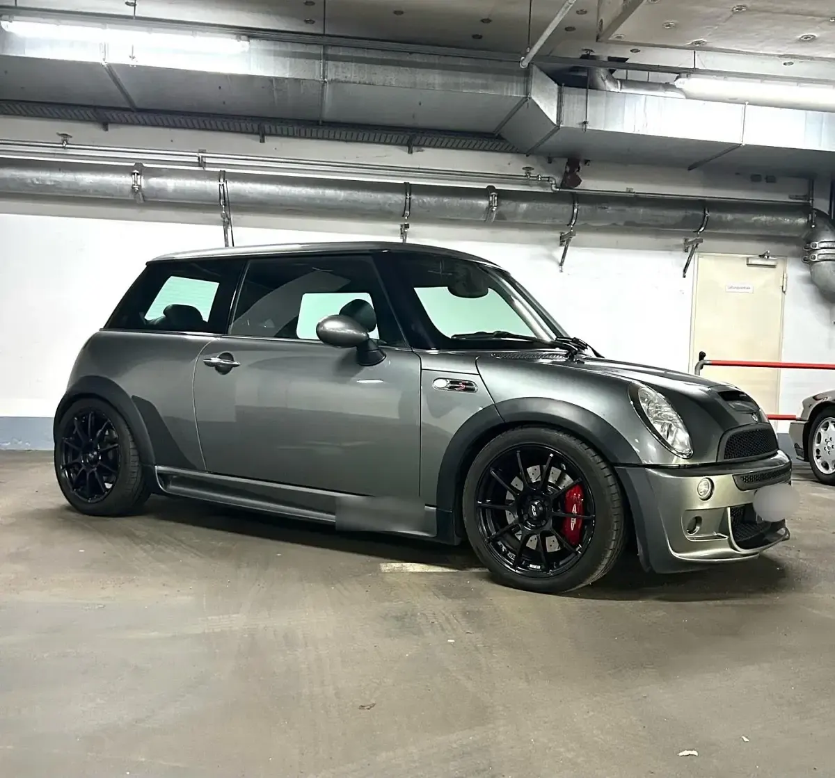 Second-hand Mini John Cooper Works 211 CP (155 kW) 2006 Argintiu Hatchback