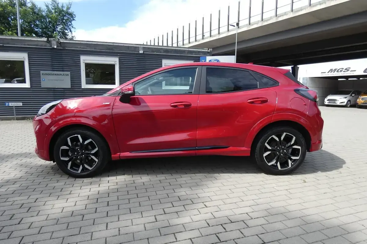 Gebraucht Ford Puma ST-Line X 125 PS (91 kW) 2022 Fantastic red tc SUV