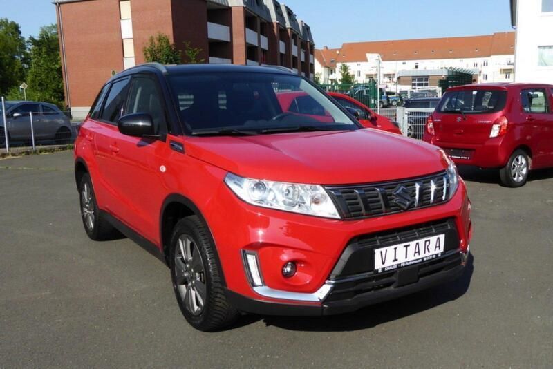 Rot Gebraucht 2019 Suzuki Vitara Comfort SUV | 14.980 € (Guter Preis) - Bild 1/4