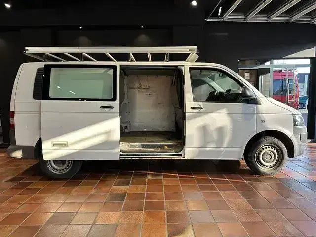 Usata VW T5 140 CV (102 kW) 2012 Bianco Furgone