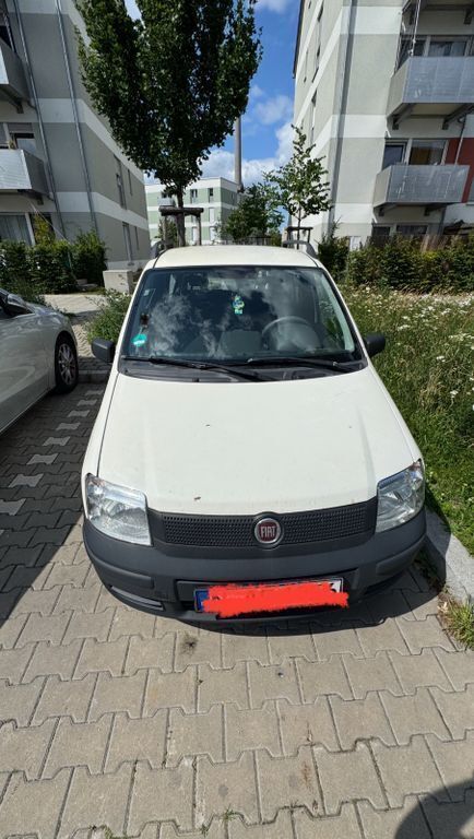 Weiß Gebraucht 2009 Fiat Panda Kleinwagen | 1.500 € (Fairer Preis) - Bild 1/4