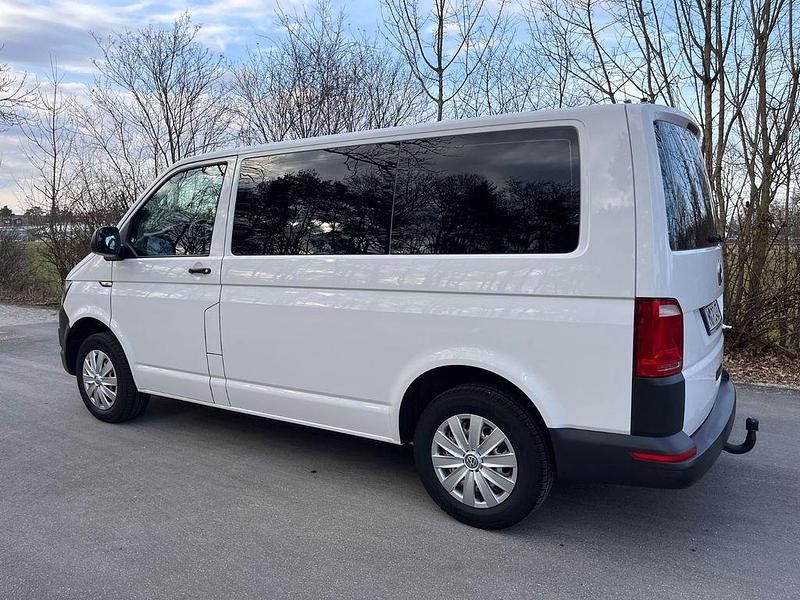 Gebraucht VW Transporter 102 PS (75 kW) 2019 Weiß Van