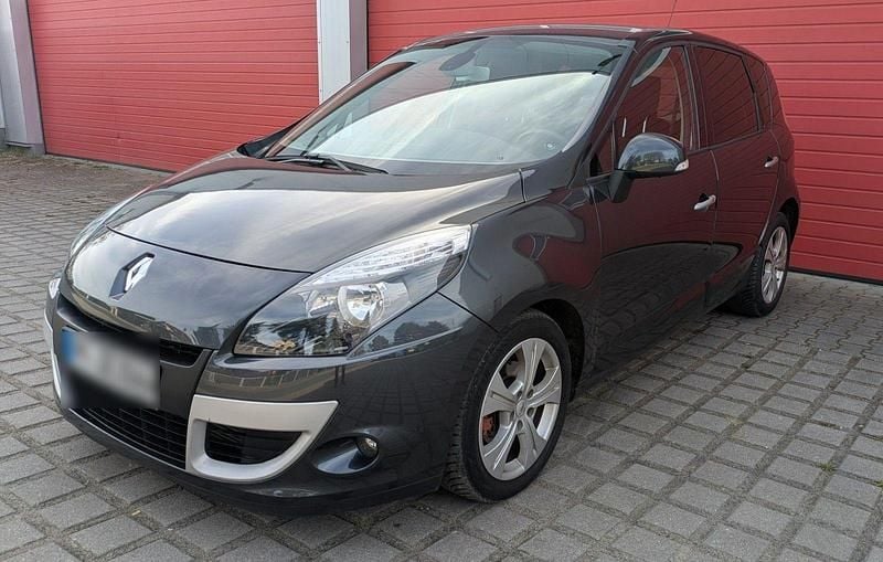 Gebraucht Renault Mégane Dynamique 131 PS (96 kW) 2009 Limousine