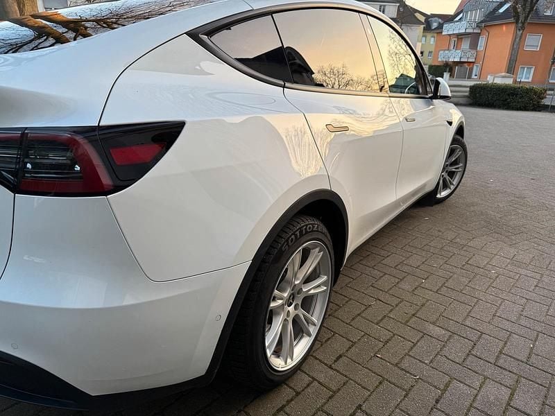 Gebraucht Tesla Model Y 378 kW (514 PS) 2022 Weiß SUV