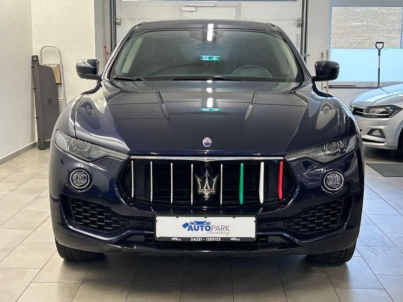 Gebraucht Maserati Levante 275 PS (202 kW) 2017 Blau SUV