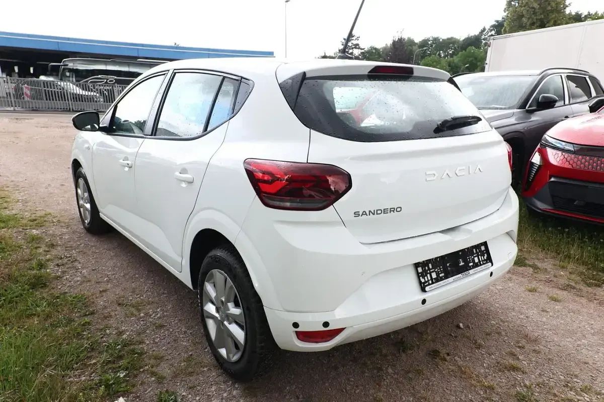 Gebraucht Dacia Sandero Expression 101 PS (74 kW) 2023 Gletscherweiß