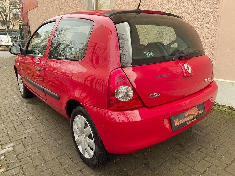 Gebraucht Renault Clio II Campus 75 PS (55 kW) 2012 Rot Kleinwagen