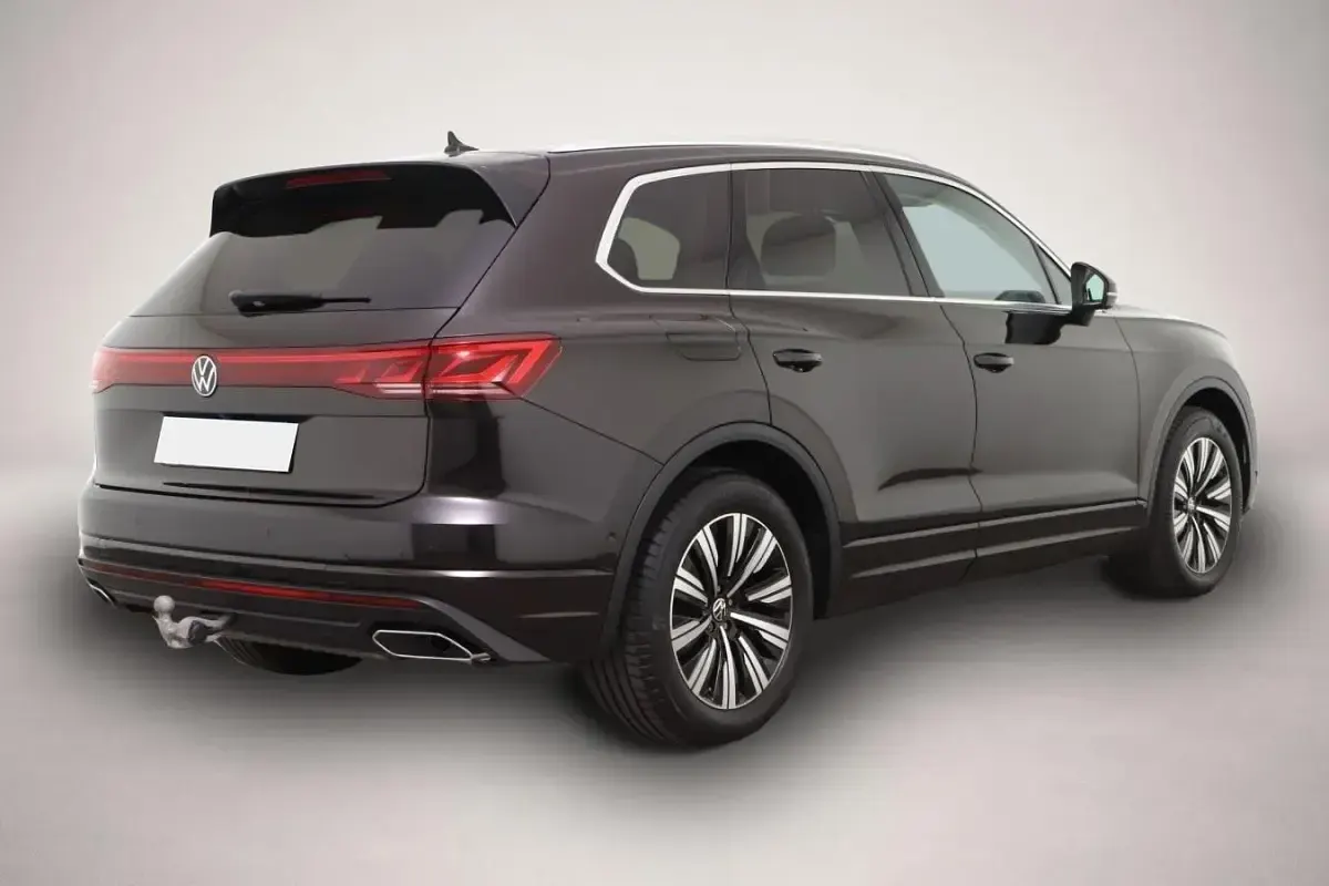 Gebraucht VW Touareg Elegance 286 PS (210 kW) 2023 Manufacturer SUV