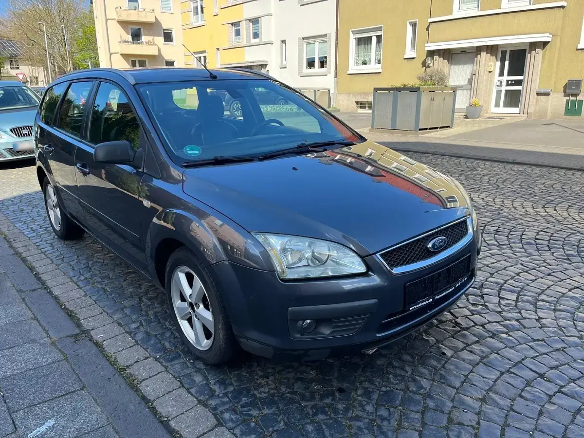 Second-hand Ford Focus 145 CP (106 kW) 2005 Gri Break