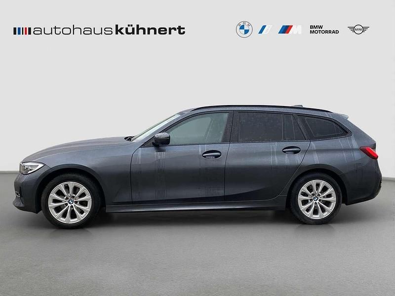 Gebraucht BMW 320 Advantage 190 PS (139 kW) 2022 Mineralgrau metallic Kombi