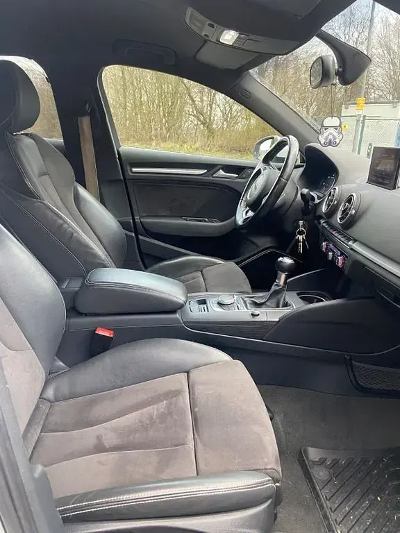Gebraucht Audi A3 Ambiente 150 PS (110 kW) 2015 Weiß Limousine