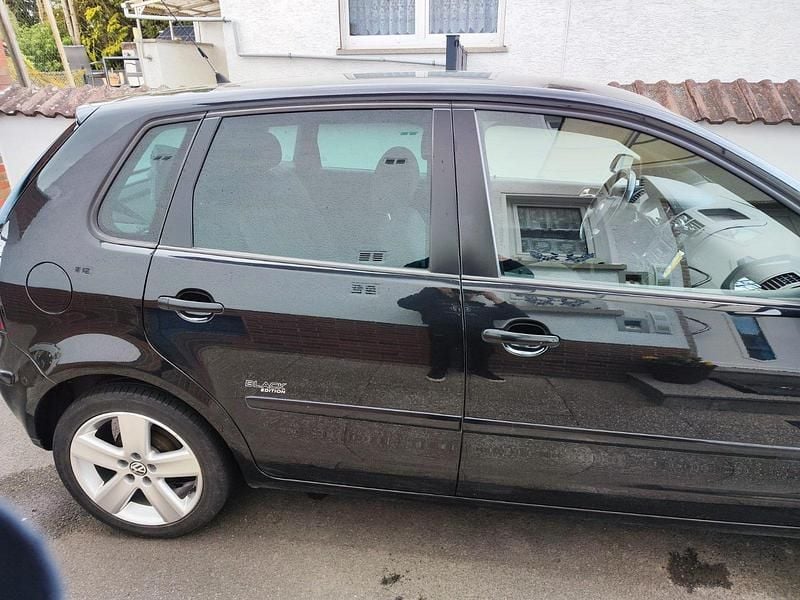 Gebraucht VW Polo 69 PS (50 kW) 2008 Schwarz Kleinwagen