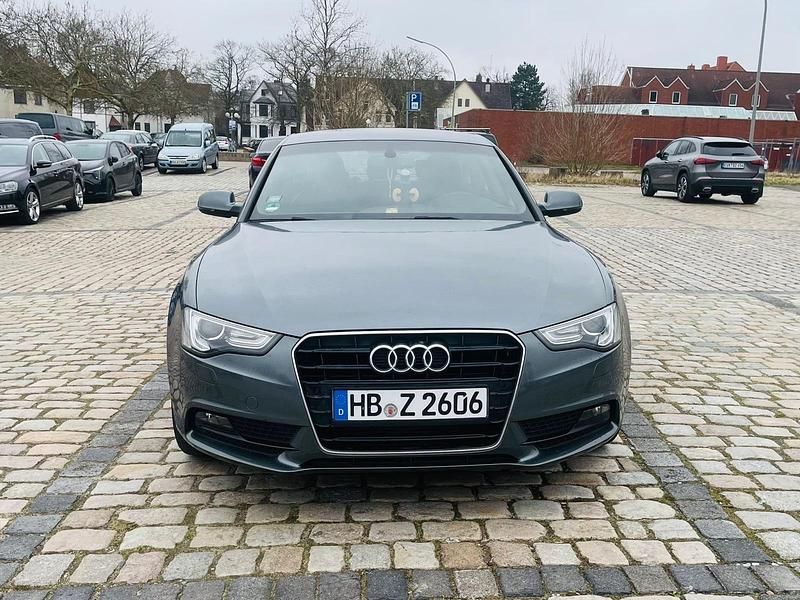Gebraucht Audi A5 S-Line 170 PS (125 kW) 2014 Grau Coupé