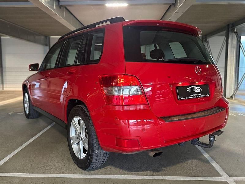 Gebraucht Mercedes GLK220 170 PS (125 kW) 2011 Feueropal  unilack SUV