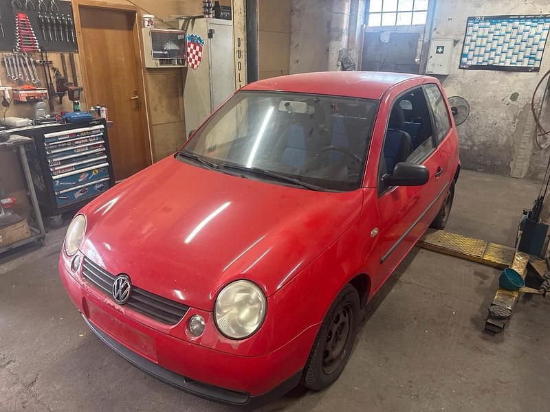 Gebraucht VW Lupo 50 PS (36 kW) 2002 Rot Kleinwagen
