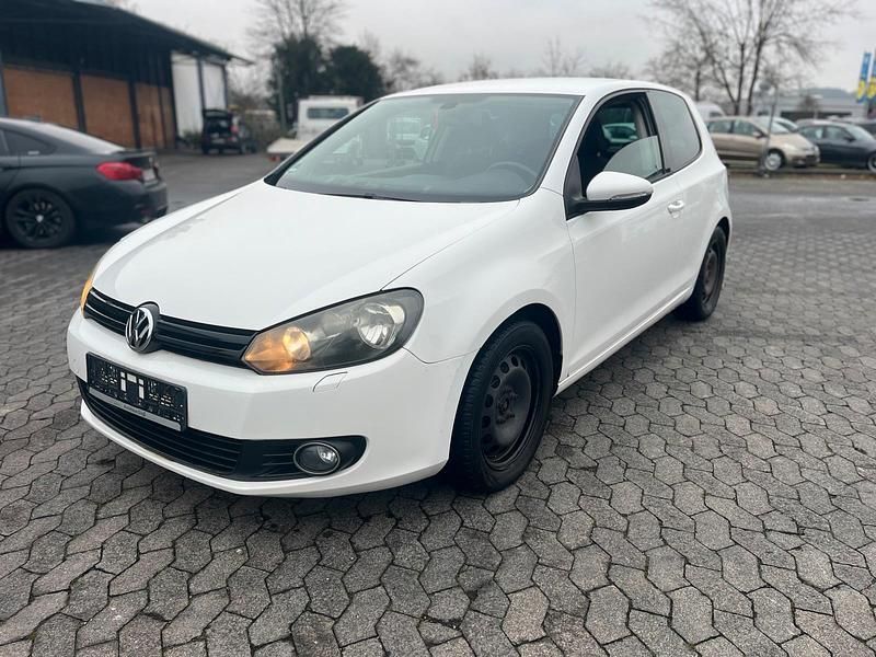 Weiß Gebraucht 2009 VW Golf VI Kleinwagen | 2.490 € (Superpreis) - Bild 1/4