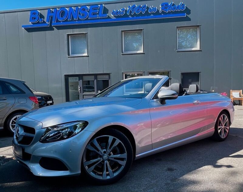 Silber Gebraucht 2016 Mercedes C180 Cabrio | 24.290 € (Fairer Preis) - Bild 1/4