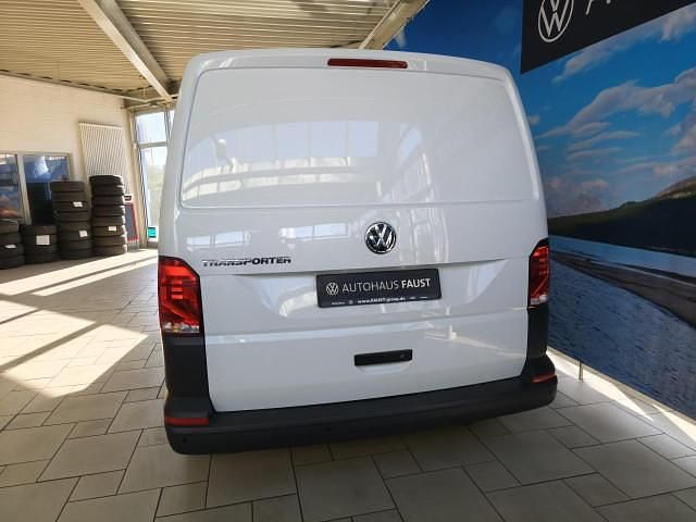 Gebraucht VW Transporter 110 PS (80 kW) 2024 Weiß Van