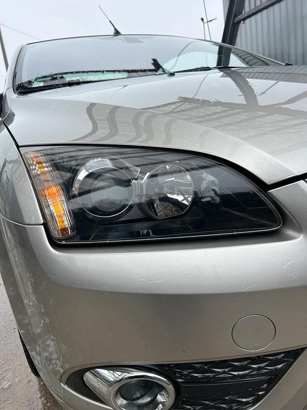 Gebraucht Ford Focus Cabriolet 135 PS (99 kW) 2008 Grau Cabrio