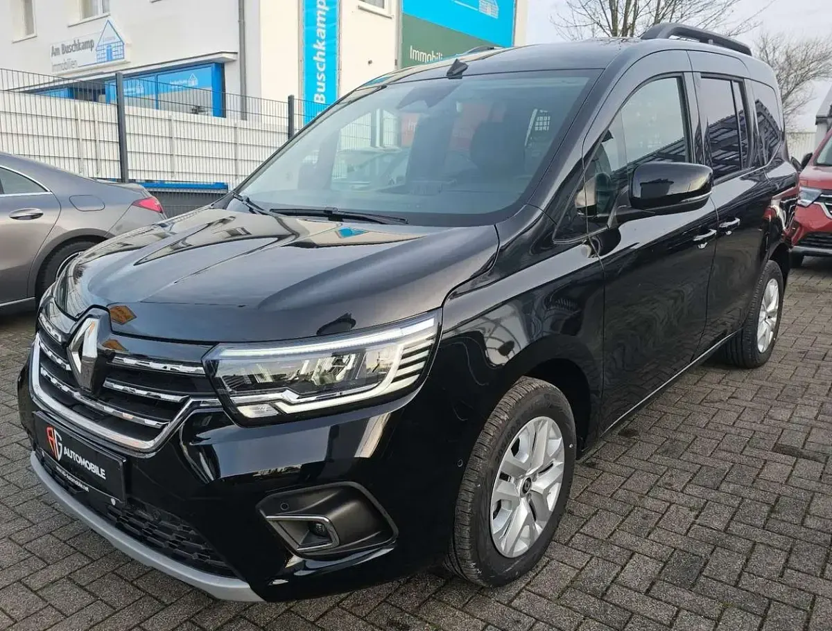 Neu Renault Kangoo Techno 131 PS (96 kW) 2025 Schwarz Van / Kleinbus
