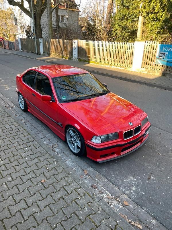 Rot Gebraucht 1994 BMW 316 Compact Kleinwagen | 2.900 € - Bild 1/1
