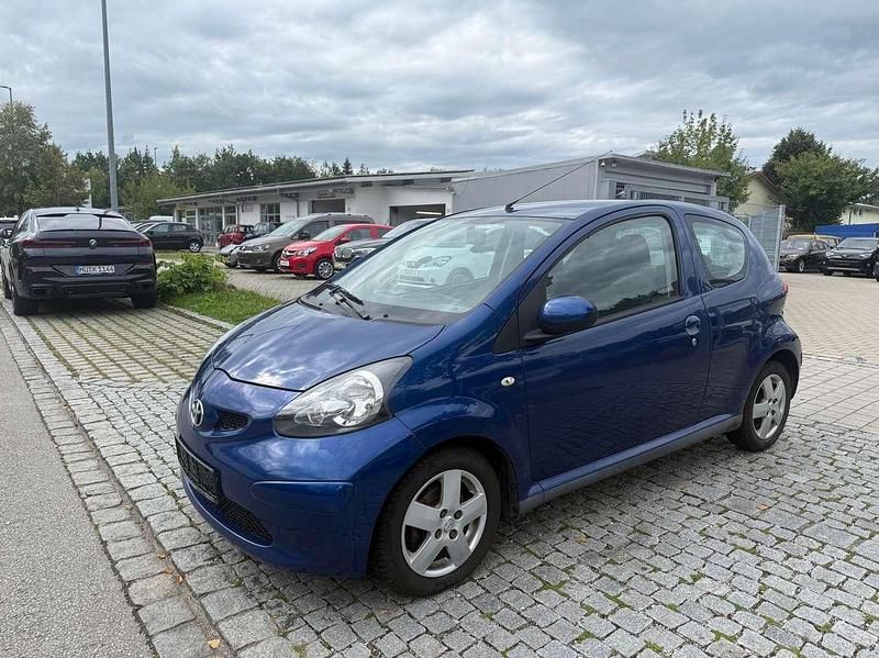 Blau Gebraucht 2008 Toyota Aygo Kleinwagen | 1.200 € (Guter Preis) - Bild 1/4