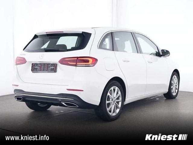 Gebraucht Mercedes B250e Progressive 218 PS (160 kW) 2022 Polarweiss  unilack Van / Kleinbus