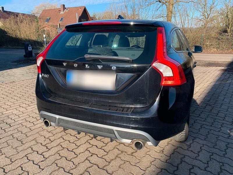 Gebraucht Volvo V60 R-Design 114 PS (83 kW) 2012 Schwarz Kombi