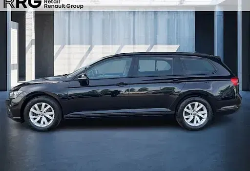 Gebraucht VW Passat 150 PS (110 kW) 2024 Deep black perleffekt Kombi