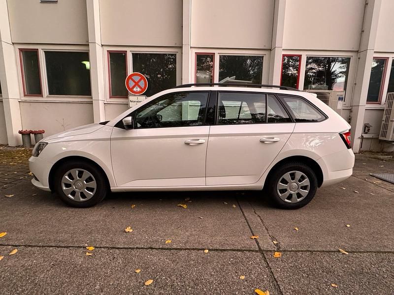 Gebraucht Skoda Fabia 75 PS (55 kW) 2017 Weiß Kombi