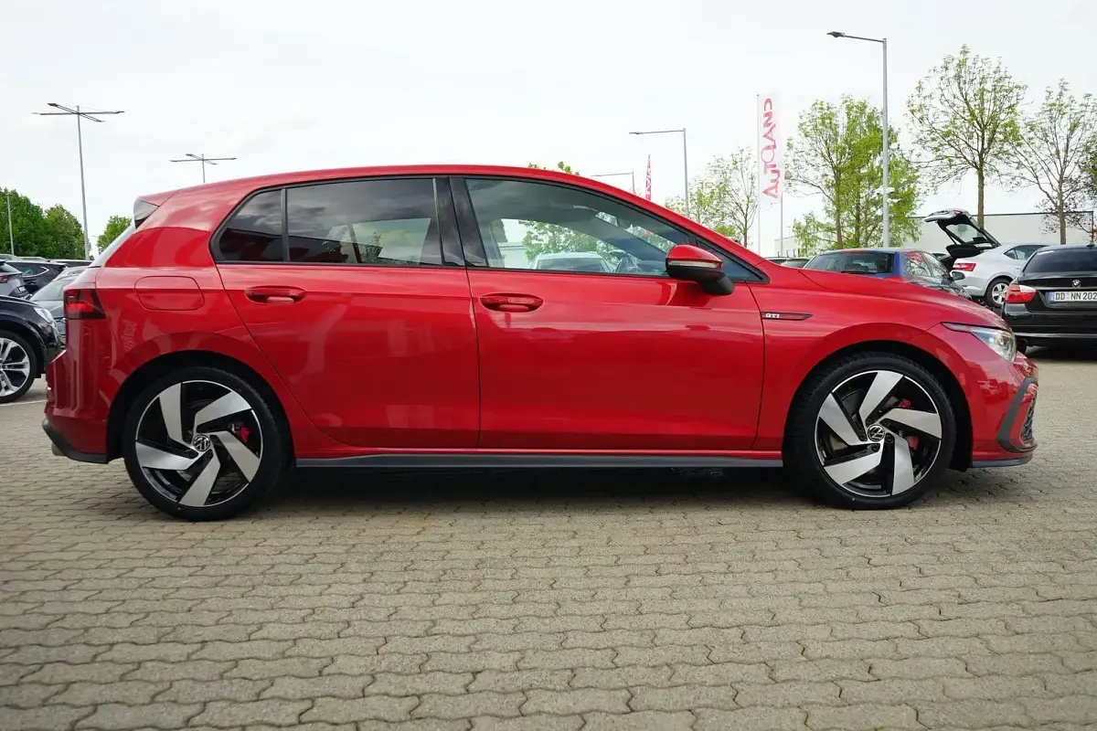 Gebraucht VW Golf VIII GTI 245 PS (180 kW) 2020 Rot Limousine