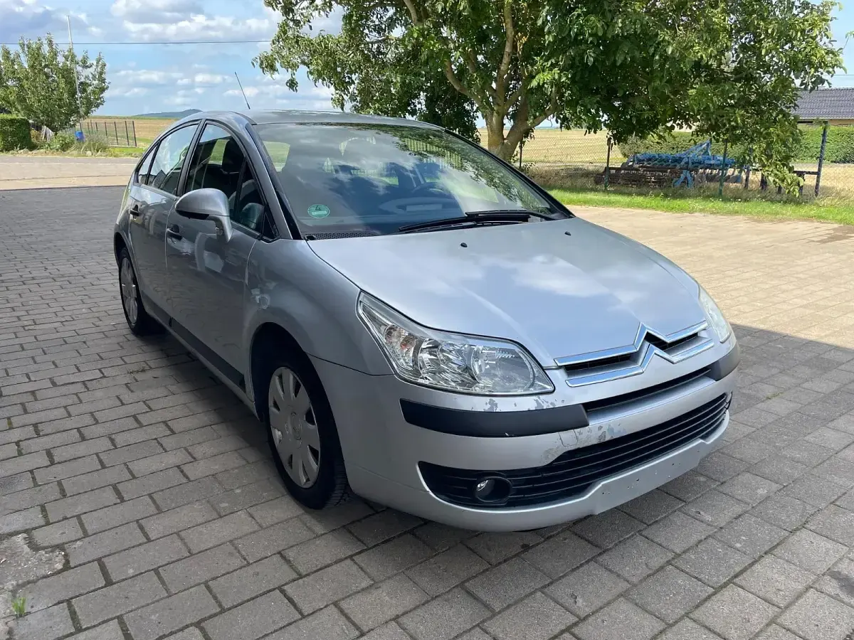 Gebraucht Citroën C4 Style 90 PS (66 kW) 2005 Grau Kleinwagen