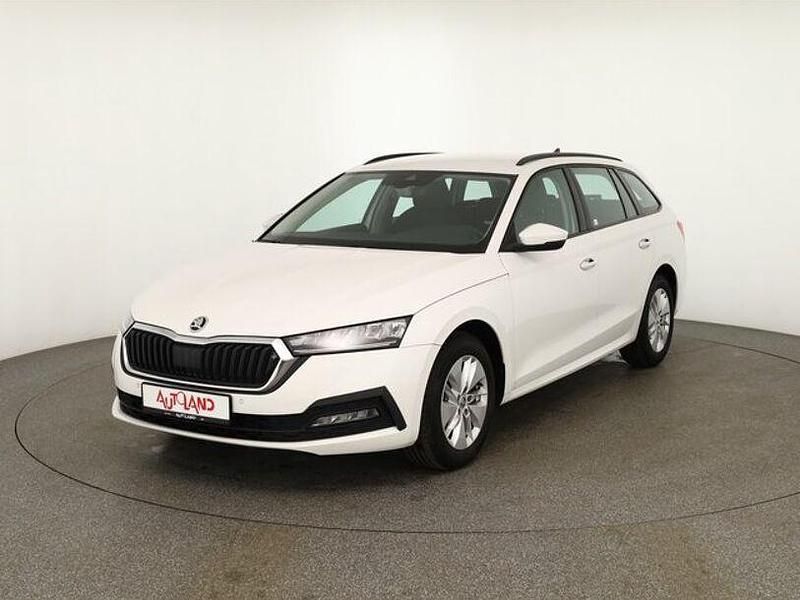 Gebraucht Skoda Octavia Ambition 116 PS (85 kW) 2022 Weiß Kombi
